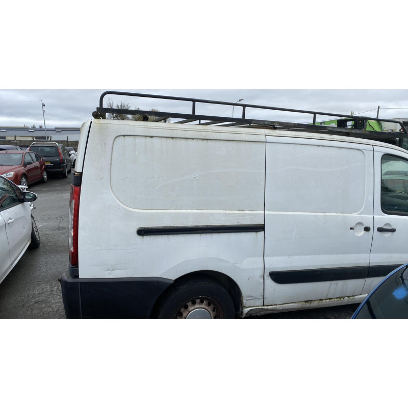 Porte avant droit CITROEN JUMPY 2 Photo n°10