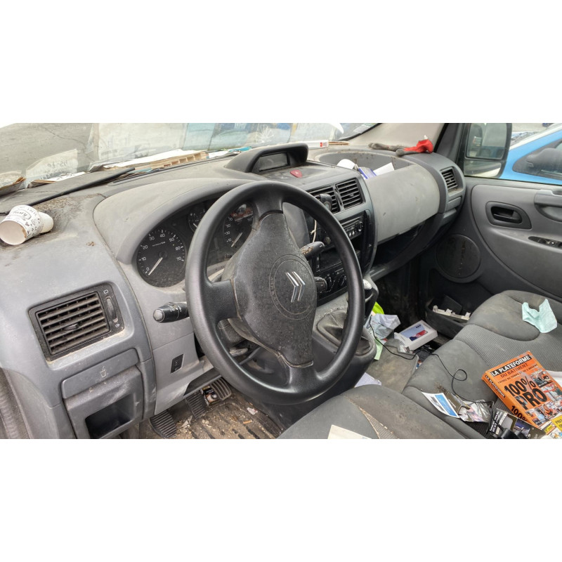 Porte avant droit CITROEN JUMPY 2 Photo n°12