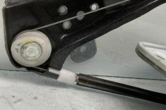 Leve vitre electrique avant droit VOLKSWAGEN GOLF 5