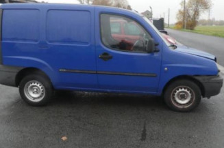 Porte de coffre droit FIAT DOBLO 1