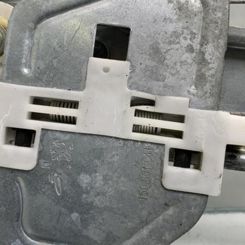 Leve vitre electrique avant droit CITROEN C3 3 Photo n°4