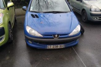 Calculateur moteur PEUGEOT 206