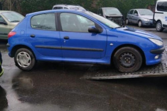 Calculateur moteur PEUGEOT 206
