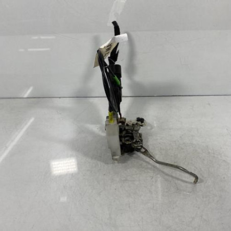 Serrure avant droit TOYOTA AYGO 1