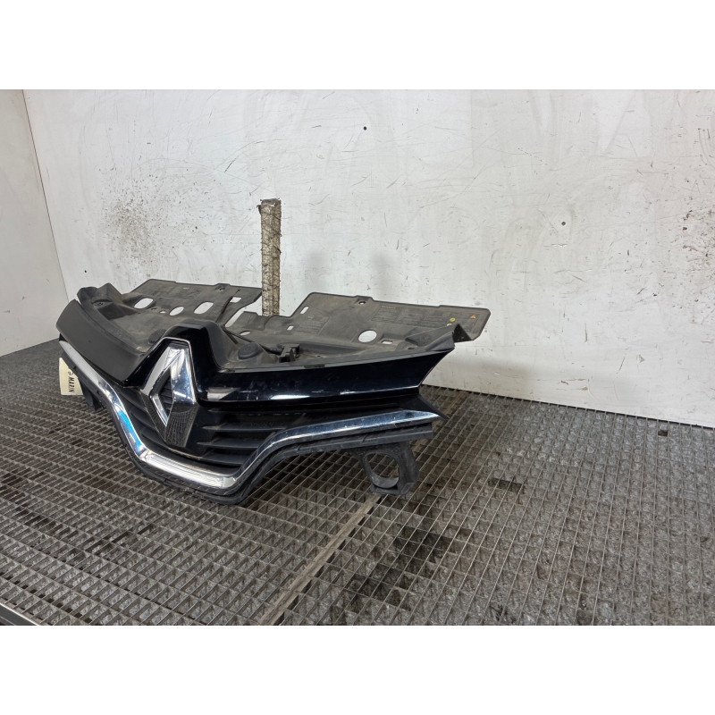 Calandre RENAULT CAPTUR 1 Photo n°1
