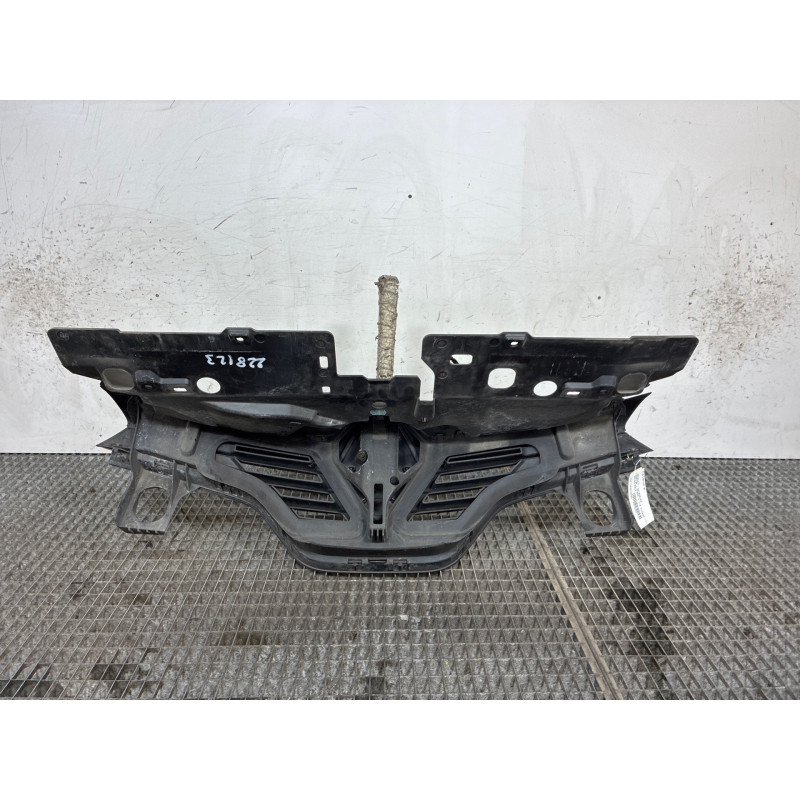 Calandre RENAULT CAPTUR 1 Photo n°3