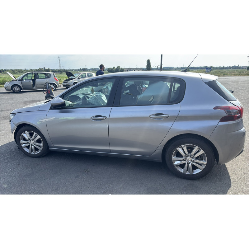 Plage arriere PEUGEOT 308 2 Photo n°9