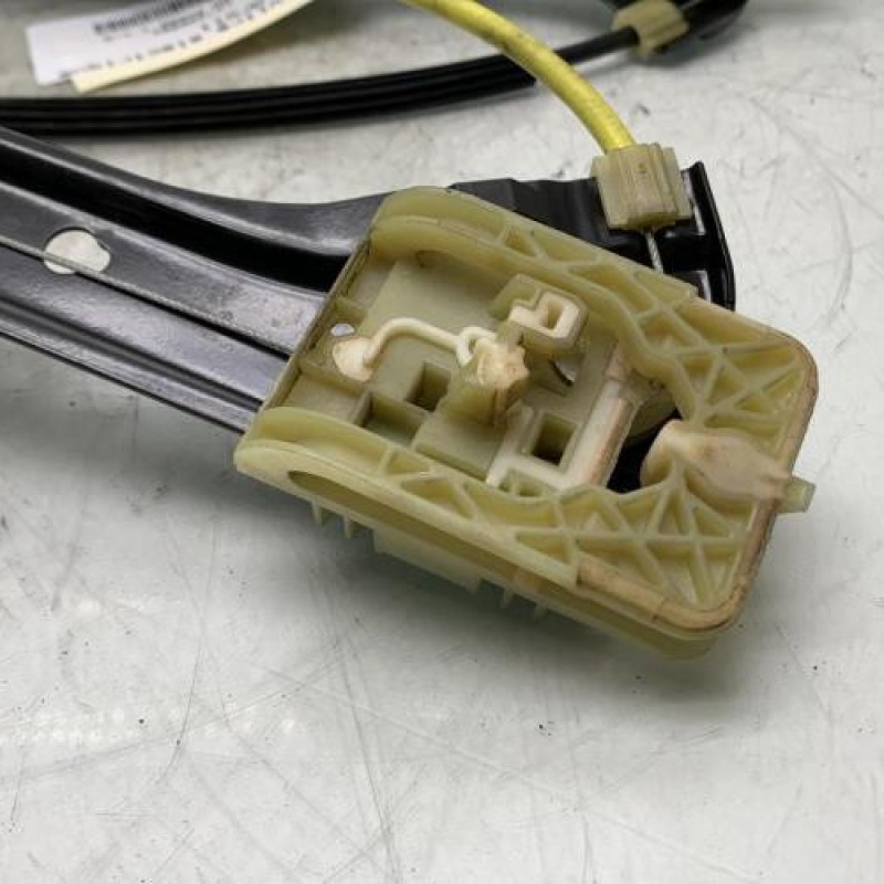 Leve vitre electrique avant droit VOLKSWAGEN GOLF Photo n°2