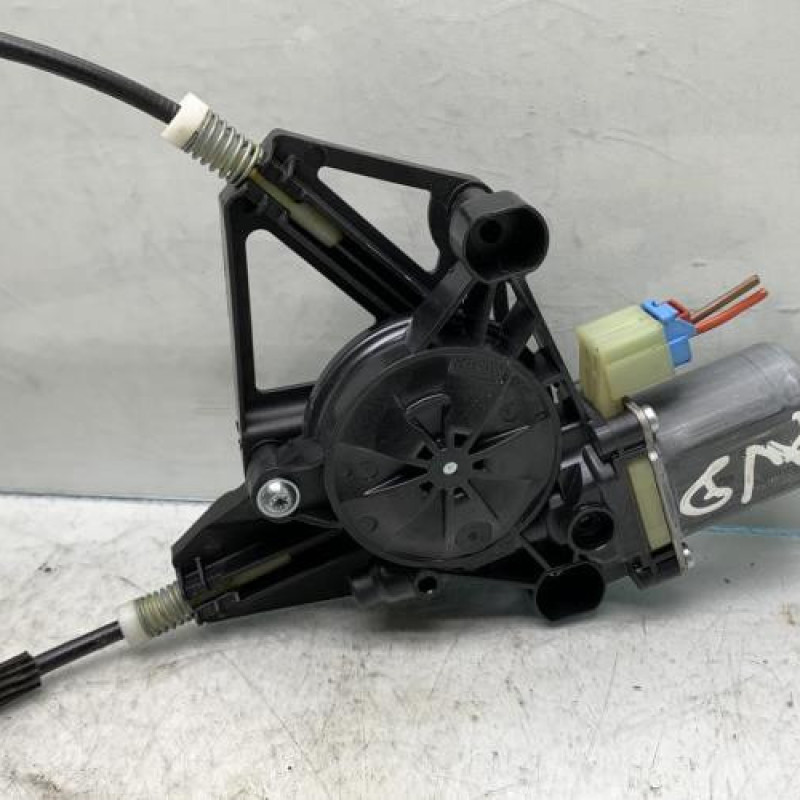 Leve vitre electrique avant droit VOLKSWAGEN GOLF Photo n°6