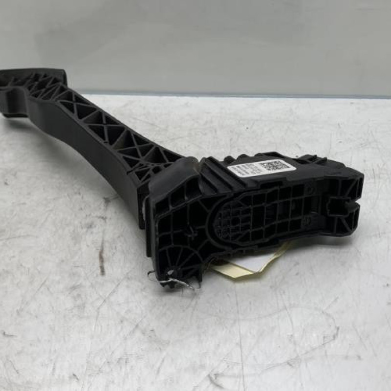 Pedalier d'accelerateur VOLKSWAGEN GOLF Photo n°2