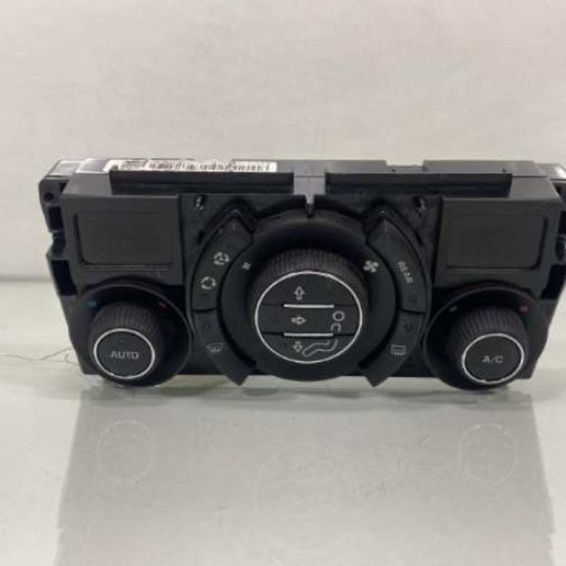 Commande chauffage PEUGEOT 5008 1 Photo n°1