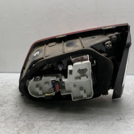 Feu arriere secondaire gauche (feux) VOLKSWAGEN GOLF
