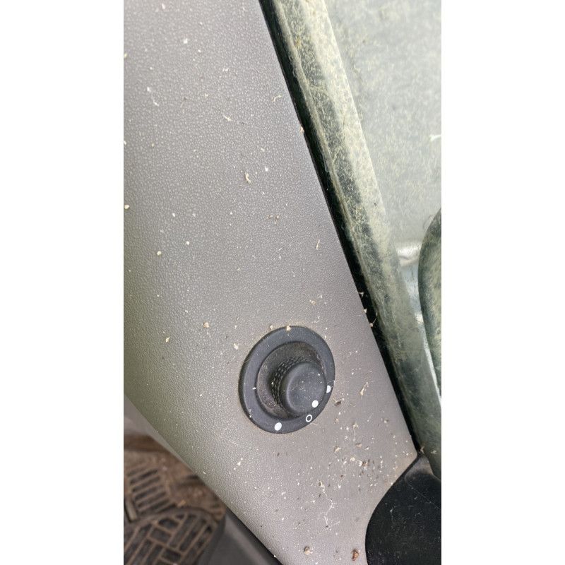 Leve vitre electrique avant droit RENAULT SCENIC 2 Photo n°16