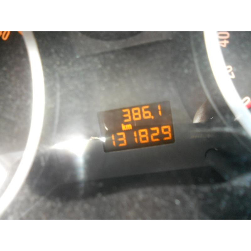Leve vitre electrique avant droit OPEL CORSA D Photo n°9