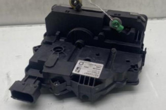 Serrure avant gauche FIAT GRANDE PUNTO