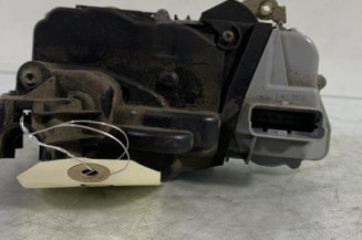 Serrure avant droit PEUGEOT 307