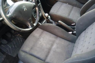 Serrure avant droit PEUGEOT 307