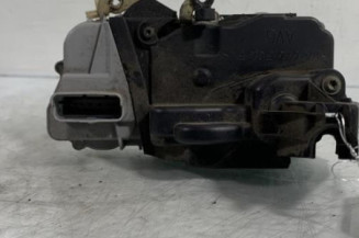 Serrure avant gauche PEUGEOT 307