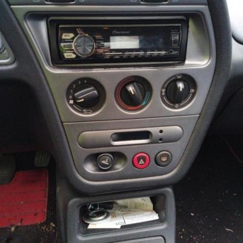 Ceinture arriere droit PEUGEOT 306 Photo n°12