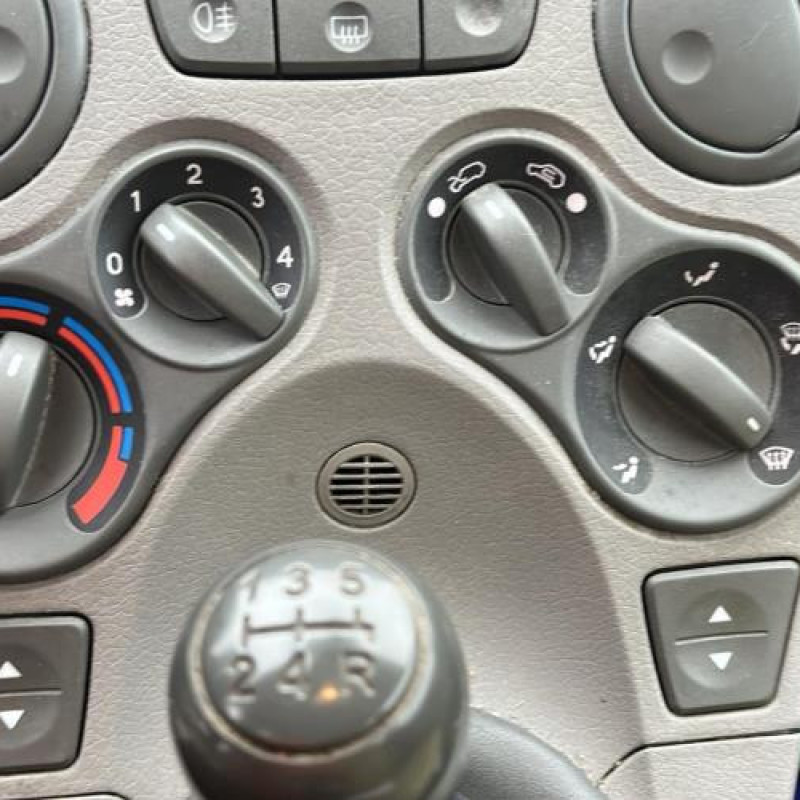 Bras essuie glace arriere FIAT PANDA 2 Photo n°14