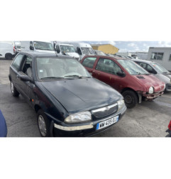 Calandre MAZDA 121 3