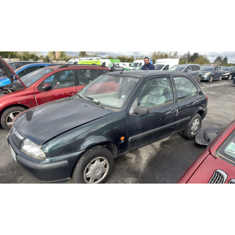 Calandre MAZDA 121 3 Photo n°12