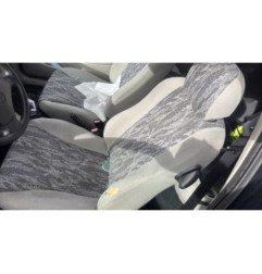 Calandre MAZDA 121 3