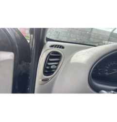 Calandre MAZDA 121 3