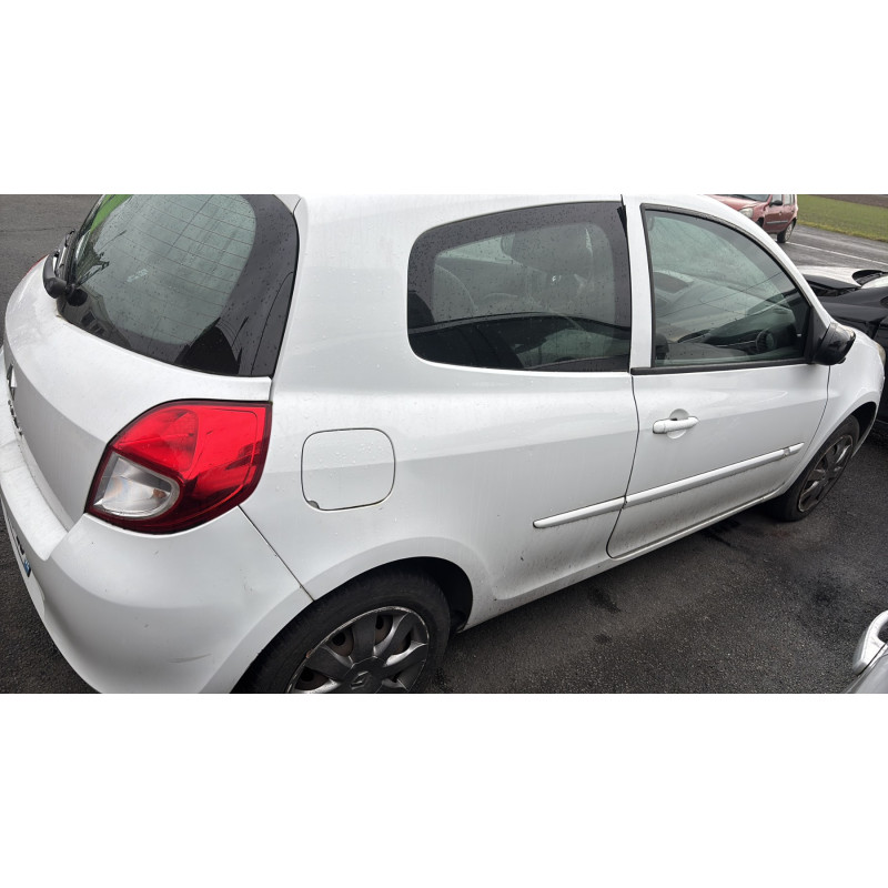 Porte avant droit RENAULT CLIO 3 Photo n°19