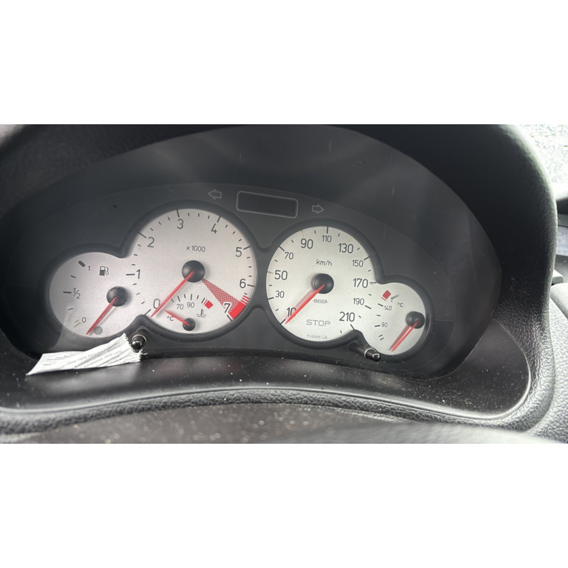 Vitre avant gauche PEUGEOT 206 Photo n°19