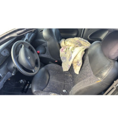 Vitre avant gauche RENAULT MEGANE 1