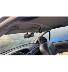 Vitre avant gauche RENAULT MEGANE 1