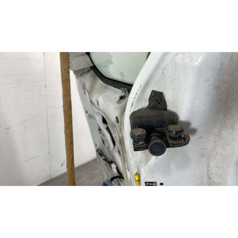 Porte laterale droit CITROEN BERLINGO 2 Photo n°3