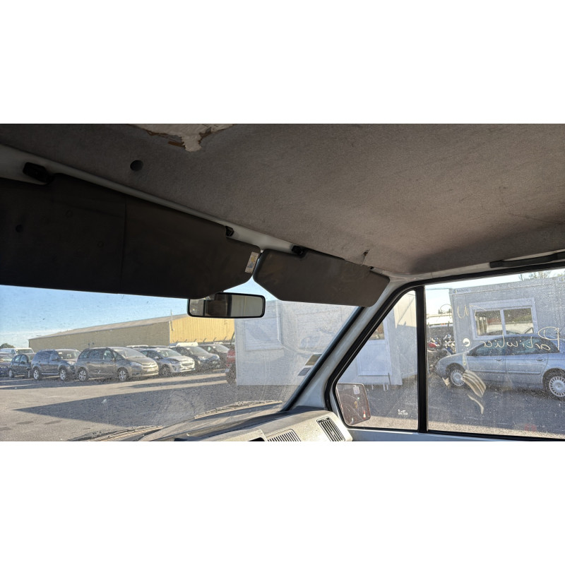 Custode arriere droit (porte) RENAULT TRAFIC 1 Photo n°17