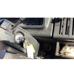 Custode arriere droit (porte) RENAULT TRAFIC 1