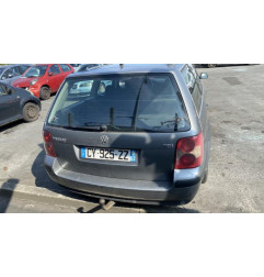 Feu arriere stop central VOLKSWAGEN PASSAT 4