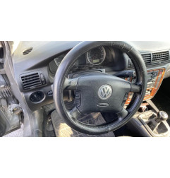 Feu arriere stop central VOLKSWAGEN PASSAT 4