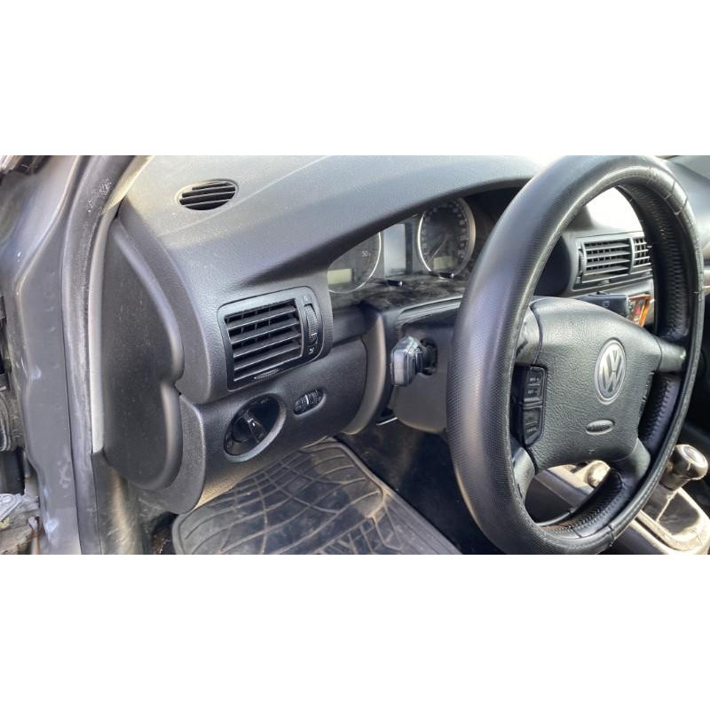Feu arriere stop central VOLKSWAGEN PASSAT 4 Photo n°13