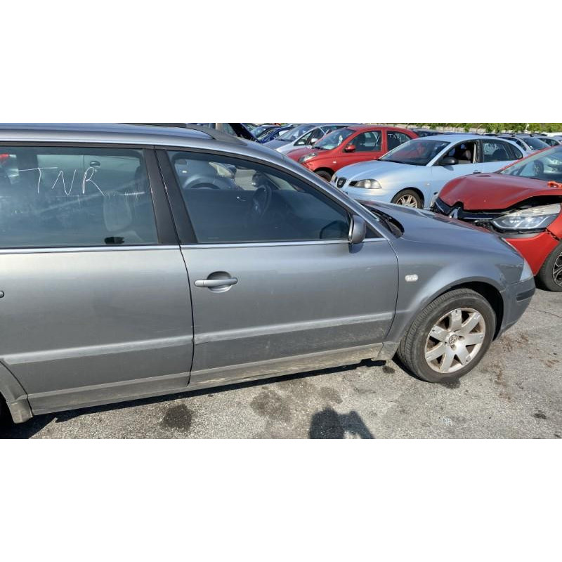 Feu arriere stop central VOLKSWAGEN PASSAT 4 Photo n°17