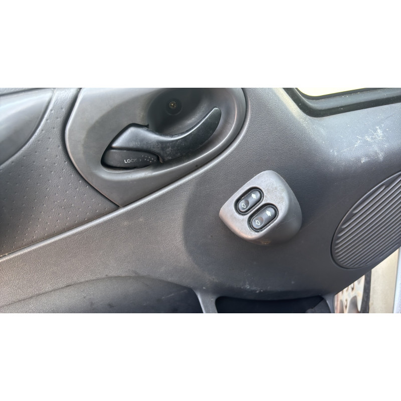 Trappe d'essence FORD TRANSIT 3 Photo n°13