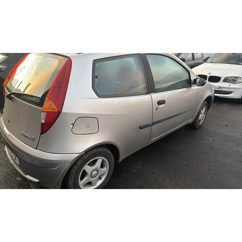 Bras essuie glace arriere FIAT PUNTO 2 Photo n°7