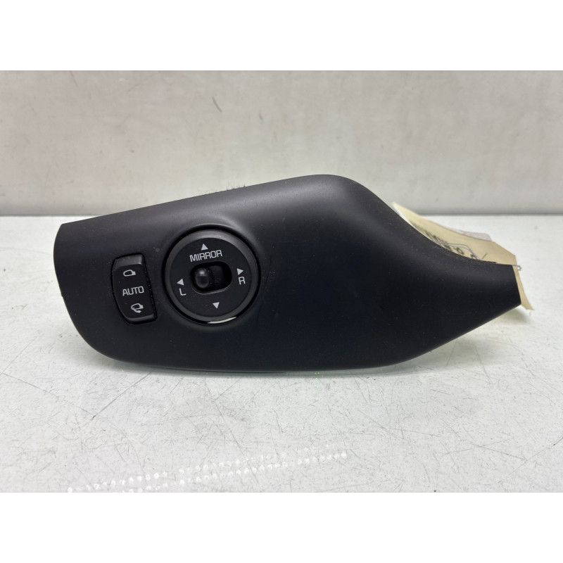 Commande retroviseurs KIA CEE-D 2 SPORT WAGON Photo n°1