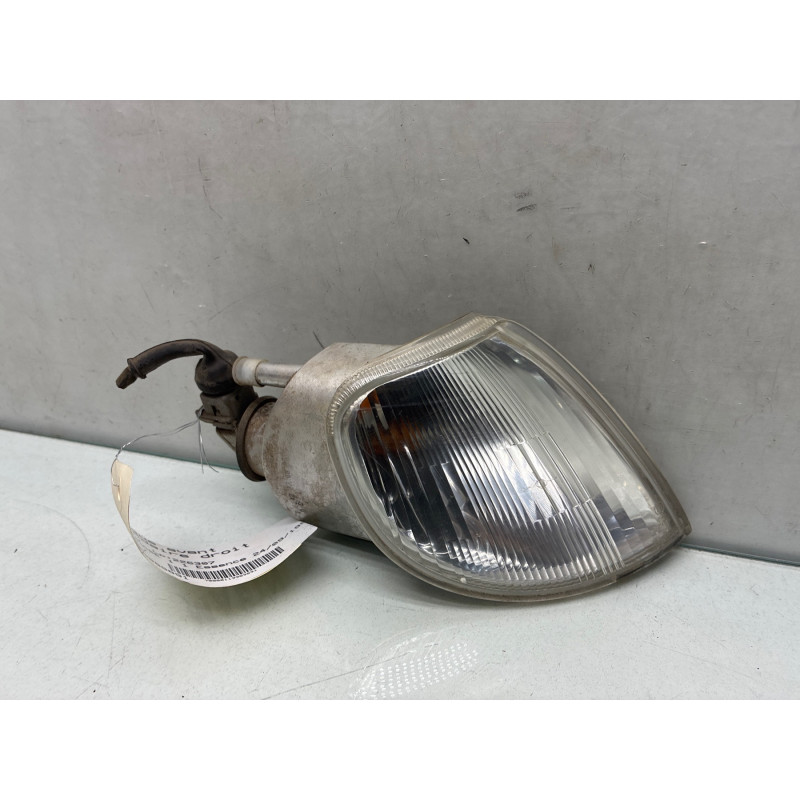 Optique avant secondaire droit (feux)(clignotant) CITROEN SAXO Photo n°1