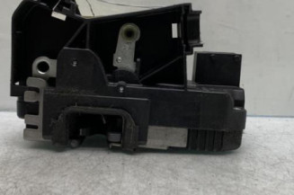 Serrure avant droit RENAULT TRAFIC 2