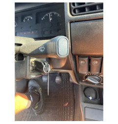 Poignee porte avant gauche RENAULT R19