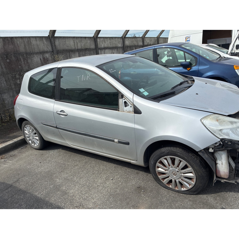 Serrure avant gauche RENAULT CLIO 3 Photo n°10