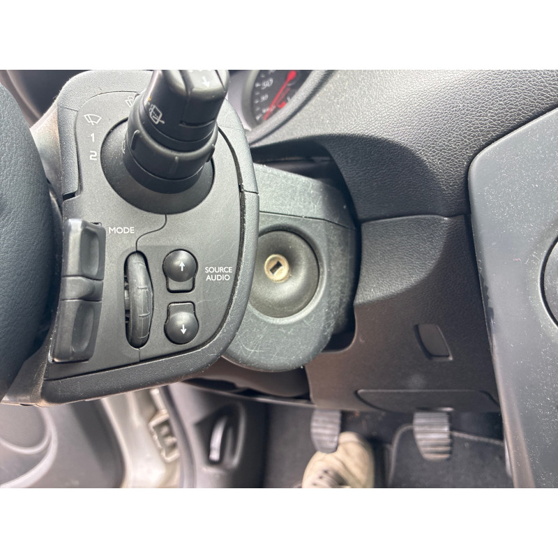 Serrure avant gauche RENAULT CLIO 3 Photo n°15