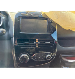 Poignee porte avant gauche RENAULT CLIO 4