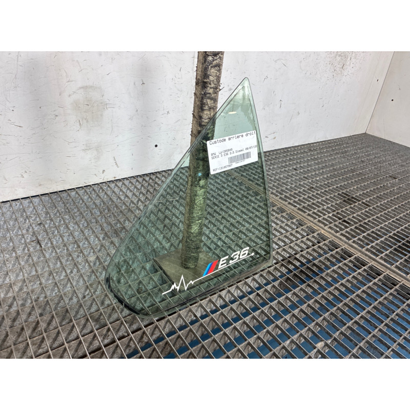Custode arriere droit (porte) BMW SERIE 3 E36 Photo n°2