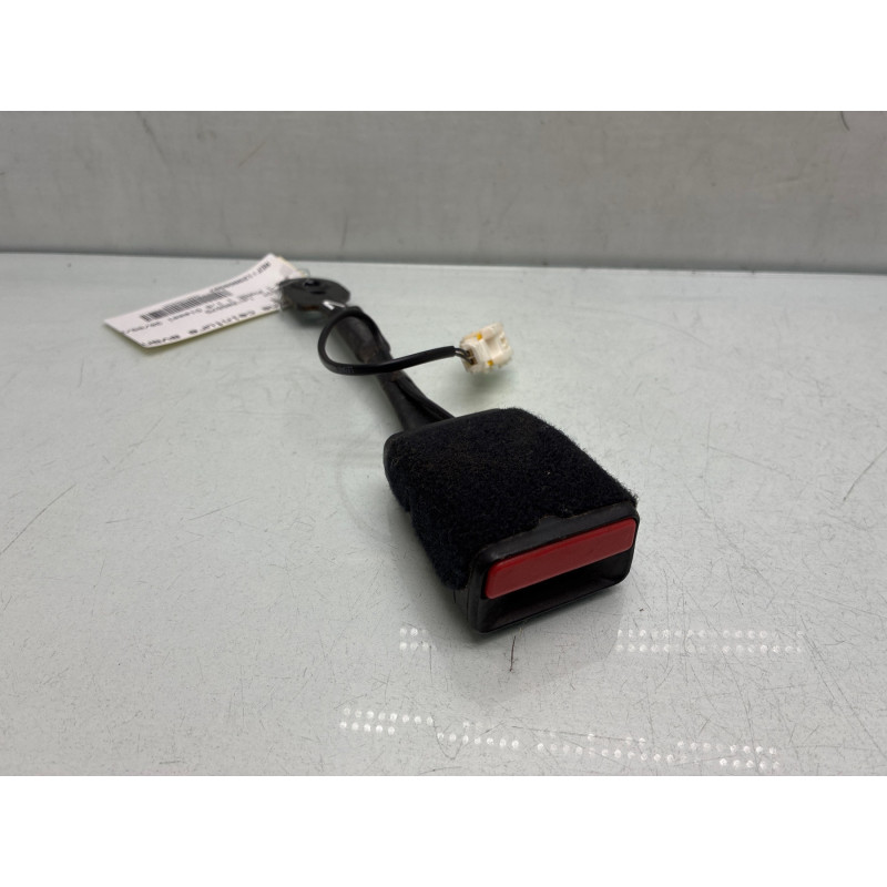 Attache ceinture avant droit PEUGEOT 508 1 Photo n°2